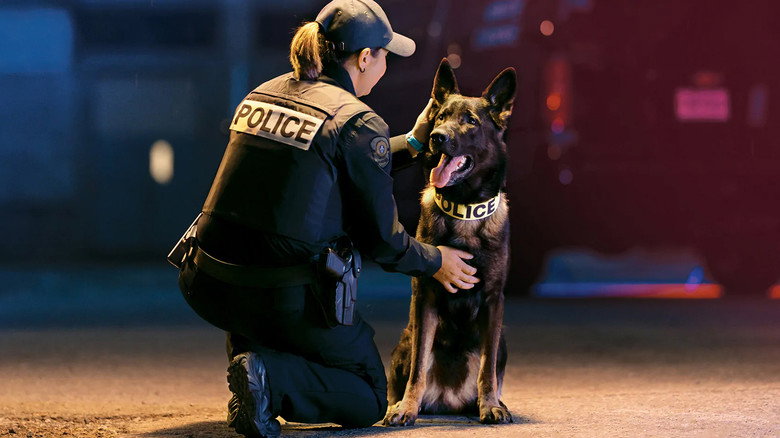 Unité canine still 1