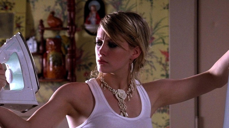 Material Girls still 7