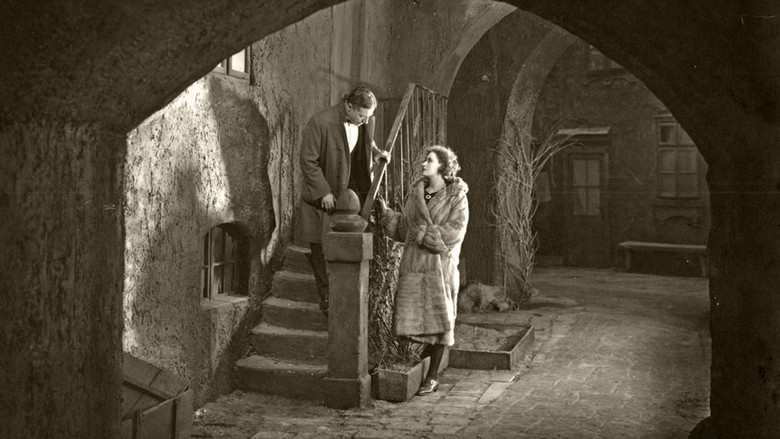 Joyless Street still 6