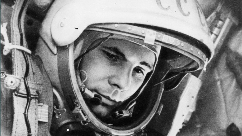 Space Race still 1