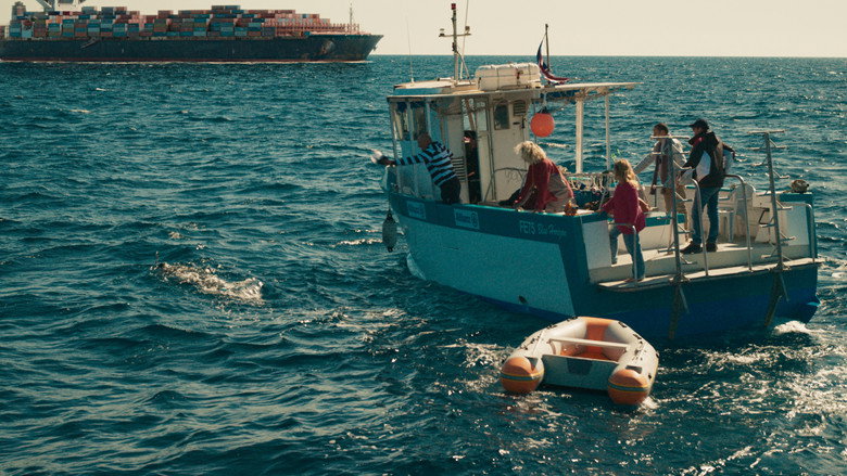 Into the Blue still 7