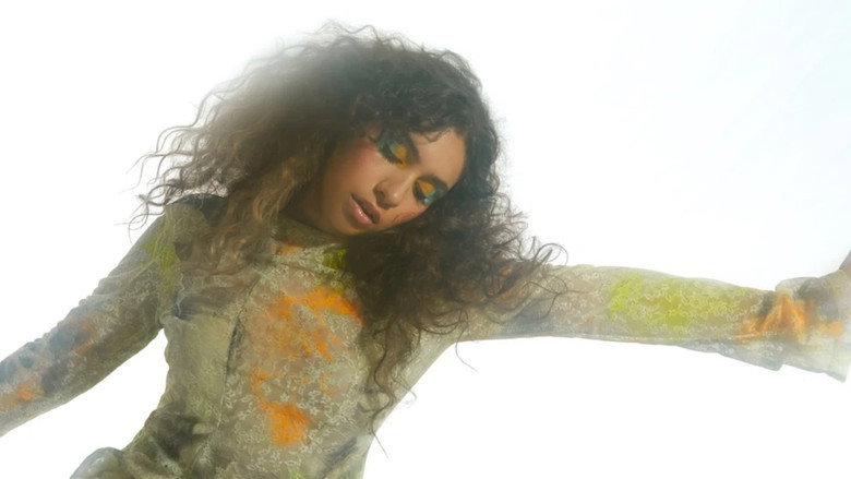 Making 'In The Meantime' still 3