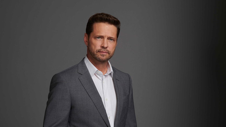 Private Eyes still 7