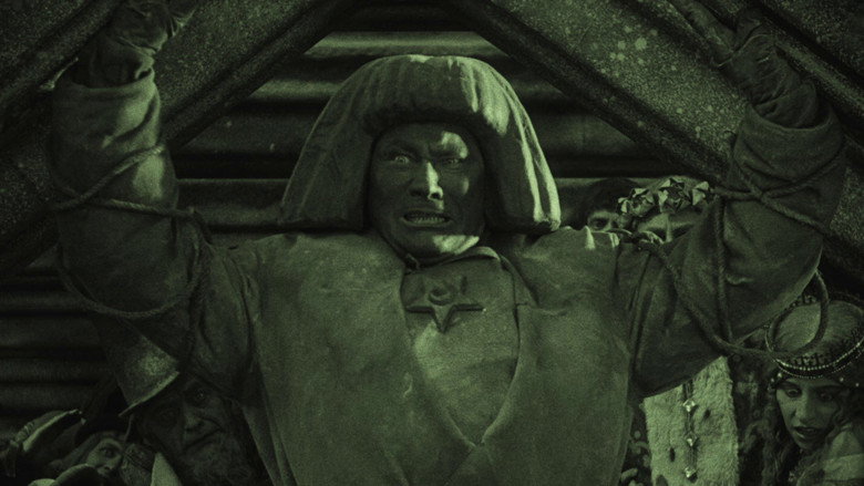 The Golem: How He Came into the World still 6
