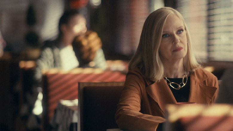 Topper still 3