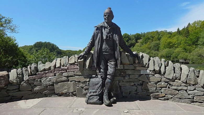 Weir's Way still 1