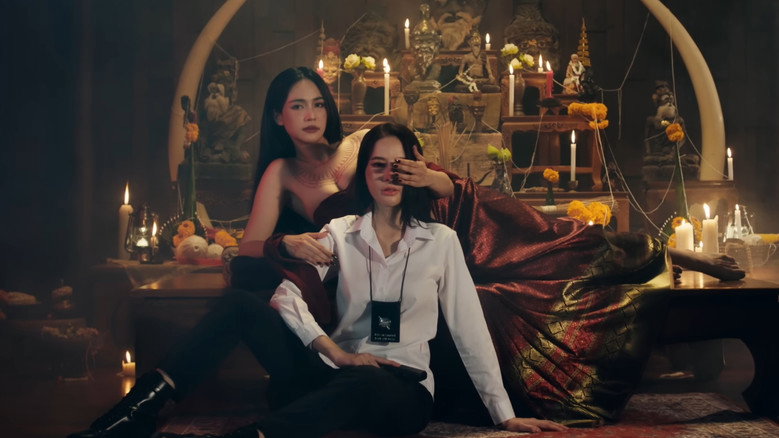 Khom Khlang still 4