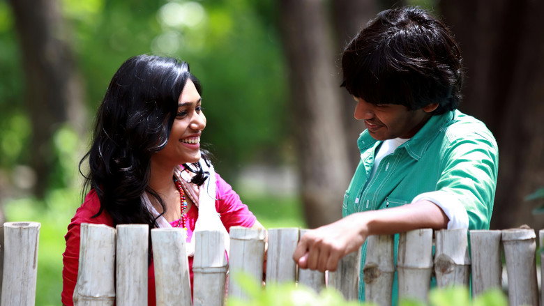 Aadhalal Kadhal Seiveer still 2