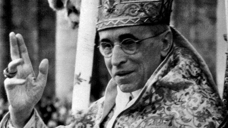 Pope Pius XII and the Holocaust still 2