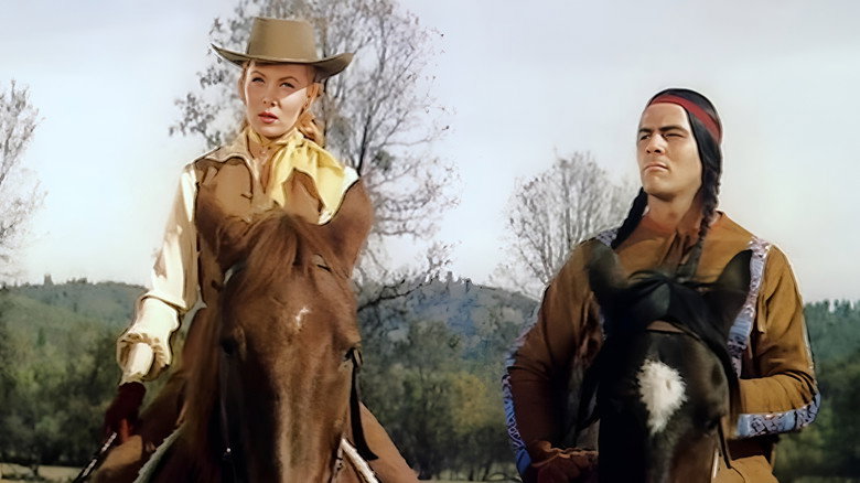 Bullwhip still 6