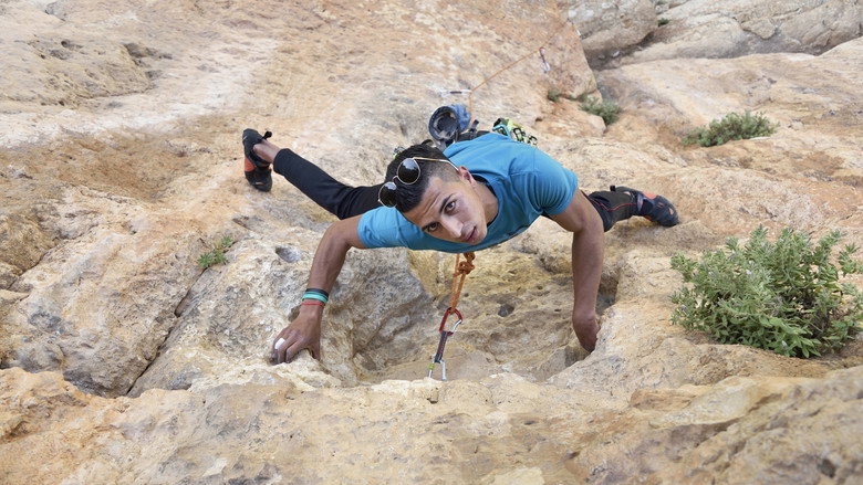 Resistance Climbing still 6