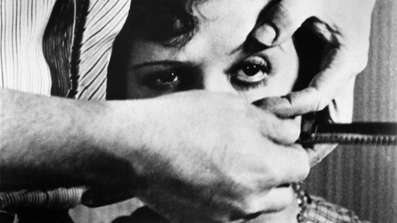 Un Chien Andalou still 1