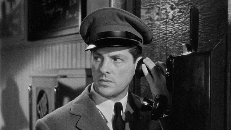 The Chase still 6