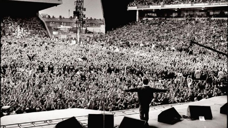 Oasis: Knebworth 1996 still 4