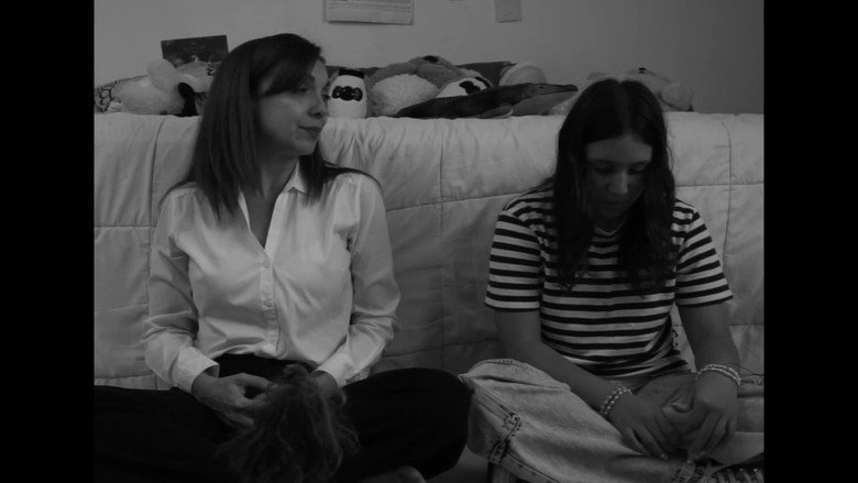 Maleta Llena still 1