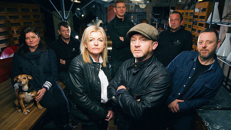 Salvage Hunters still 3