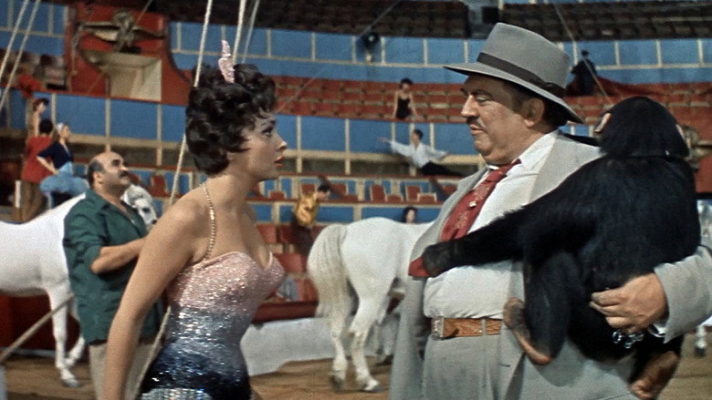 Trapeze still 4