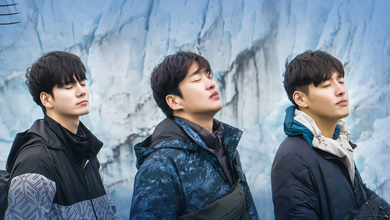 Traveler still 3