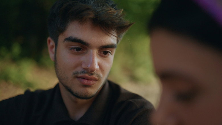 Onun Gözləri Gülürdü still 7