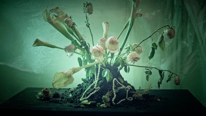 Génesis: El Jardín de las Moscas still 1