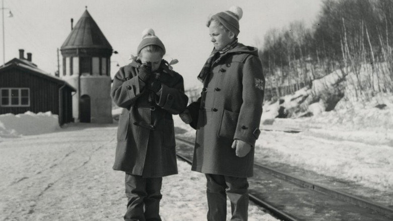 Father of Four: In the Snow still 2