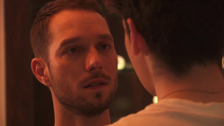 Max still 1