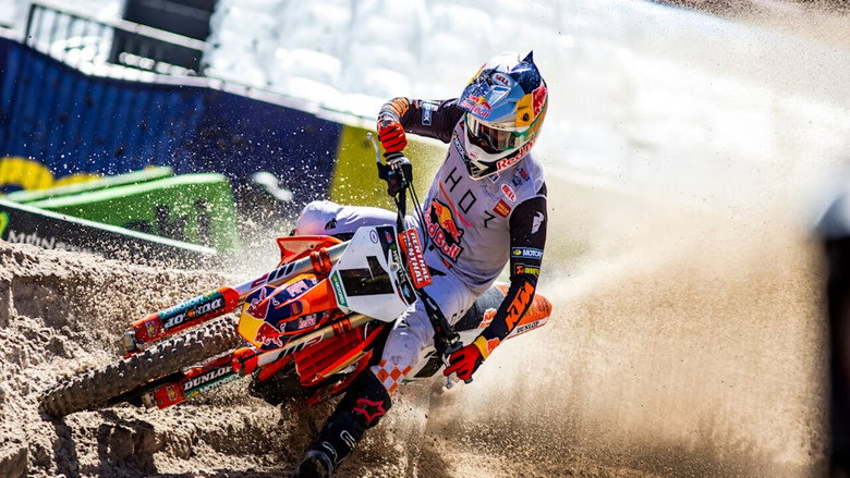 Red Bull Moto Spy still 1