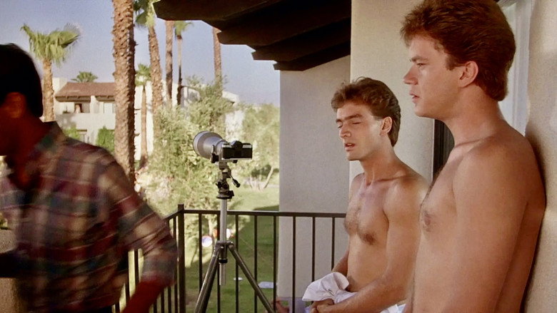 Fraternity Vacation still 8