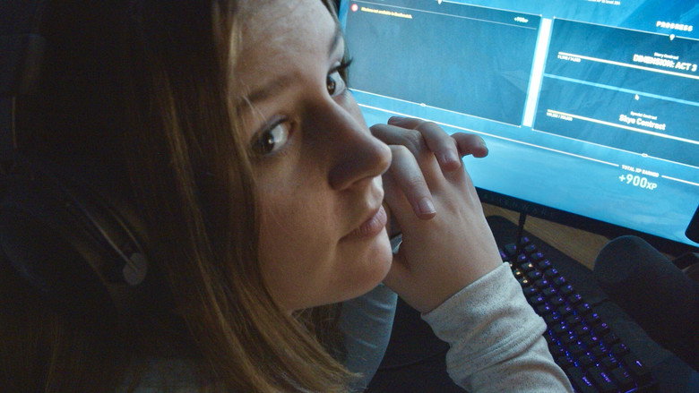 Gamer Girl still 2
