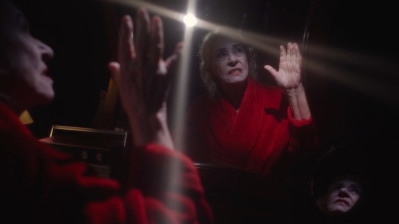 Inês still 1